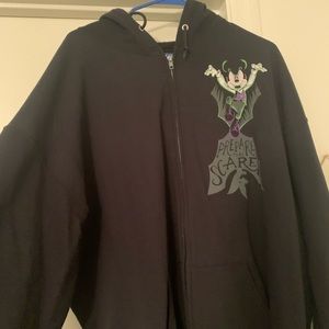 Walt Disney World XXL Halloween zip up hoodie.